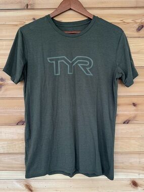 TYR | Unisex Medium Hunter Green Burnout Athletic Tee Shirt